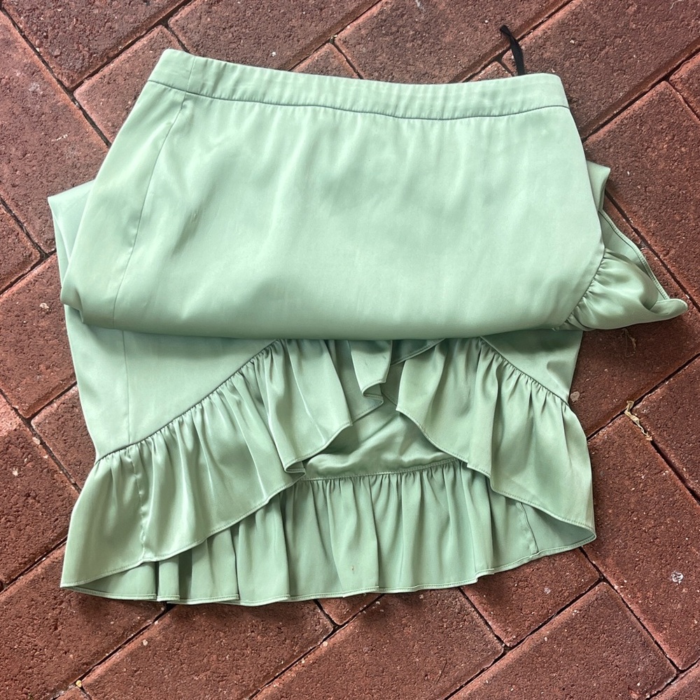 NBD Mint Ruffle Midi Skirt - Picture 6 of 6